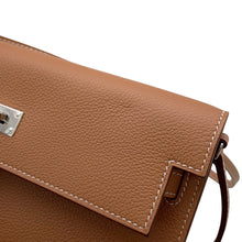 Load image into Gallery viewer, HERMES Kelly wallet long to go Gold Evercolor