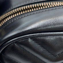 Load image into Gallery viewer, GUCCI GG Marmont ChainShoulder Bag Black447632 Leather Size Small