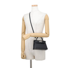 将图像加载到图库查看器中,HERMES Mini Kelly 2 Black Chevre Myzore Goatskin Size Mini