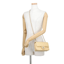 将图像加载到图库查看器中,CHANEL Mini Matelasse Single Flap Single Chain Shoulder Bag BeigeA69900 Caviar Leather Size 20