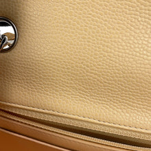 将图像加载到图库查看器中,CHANEL Mini Matelasse Single Flap Single Chain Shoulder Bag BeigeA69900 Caviar Leather Size 20