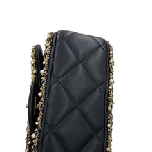 将图像加载到图库查看器中,CHANEL Mini Matelasse Single Flap Chain Shoulder Bag Black Lambskin Faux Pearl Size 17