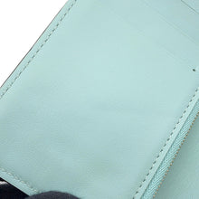 将图像加载到图库查看器中,LOUIS VUITTON LV Vertical Wallet Compact GaletM82198 Taurillon Leather