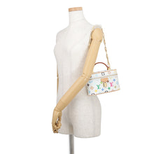 将图像加载到图库查看器中,LOUIS VUITTON LVx™ Vanity Chain Pouch White/MulticolorM13662 Monogram・Multicolor