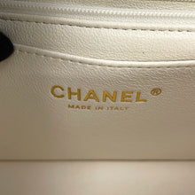 Load image into Gallery viewer, CHANEL Matelasse Top Handle Mini Flap Bag WhiteAS2431 Caviar Leather Size 20