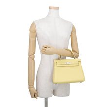 将图像加载到图库查看器中,HERMES Kelly Retourne Jaune Poussin Togo Leather Size 25