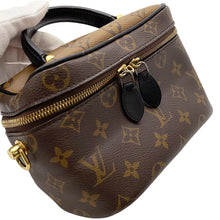 将图像加载到图库查看器中,LOUIS VUITTON Vanity NV NoirM45165 Monogram Monogram Reverse Canvas Size PM