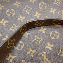 Load image into Gallery viewer, LOUIS VUITTON Montaigne BrownM41056 Monogram Size MM