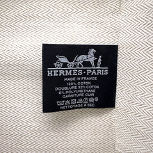 Load image into Gallery viewer, HERMES Escale Pouch Marine/Ivory Toile H