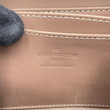 Load image into Gallery viewer, LOUIS VUITTON Zip around purse GoldM90601 Monogram Vernis Leather
