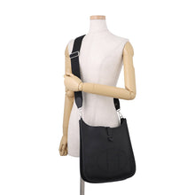 Load image into Gallery viewer, HERMES Evelyne 3 Black Taurillon Clemence Size PM