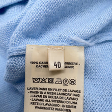 将图像加载到图库查看器中,HERMES Sleeveless knit top with "Lancegne du Sellier" motif. Size 40 Light BlueH6H2664D60234 Cashmere