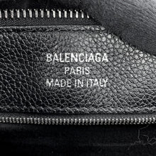 将图像加载到图库查看器中,BALENCIAGA Credit Messenger Bag Black8062472ABCC1000 Soft Grained Calf Leather Size Large