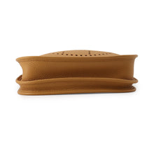 Load image into Gallery viewer, HERMES Evelyne 3 Sesame Taurillon Clemence Size 23