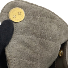 将图像加载到图库查看器中,CHANEL CHANEL25 ChainShoulder Bag GrayAS5293 suede Size Small