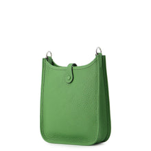 Load image into Gallery viewer, HERMES Evelyne Long Vert Yucca Taurillon Clemence
