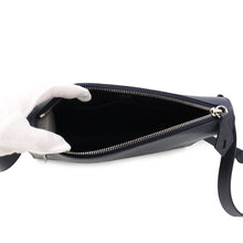 将图像加载到图库查看器中,HERMES Bolittle blue navy Evergrain