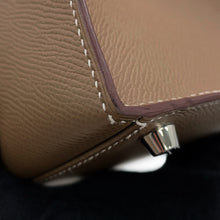 Load image into Gallery viewer, HERMES Kelly Sellier Etoupe Epsom Size 28