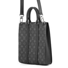 Load image into Gallery viewer, LOUIS VUITTON Sac Plat NoirM46098 Monogram Eclipse