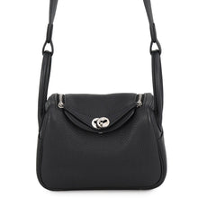 将图像加载到图库查看器中,HERMES Lindy Black Taurillon Clemence Size Mini