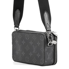 将图像加载到图库查看器中,LOUIS VUITTON Alpha Wearable Wallet NoirM80741 Monogram Eclipse