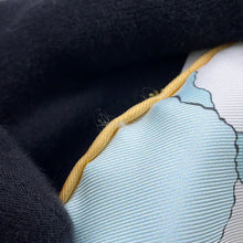 Load image into Gallery viewer, HERMES Maxi Twilly PREMIER CHANT WOW Mauve/Blanc/Blue Silk100%