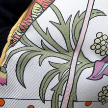 Load image into Gallery viewer, HERMES Maxi Twilly PREMIER CHANT WOW Mauve/Blanc/Blue Silk100%