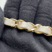 将图像加载到图库查看器中,CHANEL Matelasse 25 Double Flap Chain Shoulder WhiteA01112 Caviar Leather