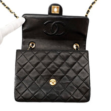 将图像加载到图库查看器中,CHANEL Mini Matelasse BlackA01163 Lambskin Size 20