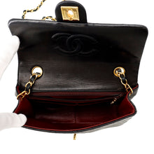 将图像加载到图库查看器中,CHANEL Mini Matelasse BlackA01163 Lambskin Size 20