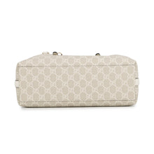 将图像加载到图库查看器中,GUCCI GG Emblem 2-Way Handbag White/Beige815214 FAD6L 9641 GG Emblem Leather Size Medium