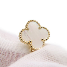 Load image into Gallery viewer, Van Cleef & Arpels Vintage Alhambra PendantVCARA45900 18K Yellow Gold