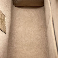 将图像加载到图库查看器中,LOUIS VUITTON Onthego Tourterelle claimM45779 Bicolor Monogram Empreinte Leather Monogram Giant Size PM