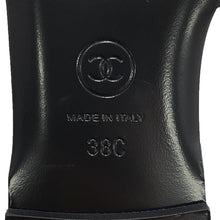 Load image into Gallery viewer, CHANEL CC Logo Mules White/BlackG47260 Lambskin Size 38C