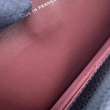 将图像加载到图库查看器中,CHANEL Classic Matelasse Chain Shoulder Wallet BlackAP0250 Caviar Leather
