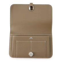 将图像加载到图库查看器中,HERMES Dogon Etoupe Togo Leather