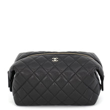 Load image into Gallery viewer, CHANEL Matelasse Zip Pouch BlackAP5038-B10583-C3906 Caviar Leather
