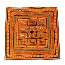 将图像加载到图库查看器中,HERMES Giant Square Horsewear/Bandana COUVERTURES ET TENUES DE JOUR BANDANA Size 140 Orange/Black/Blanc Cashmere70% Silk30%