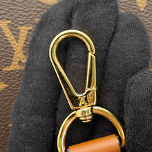 将图像加载到图库查看器中,LOUIS VUITTON Dauphine NoirM45959 Monogram Reverse Canvas Size MINI