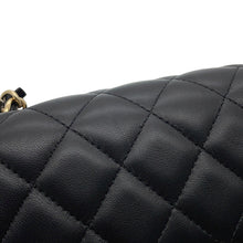 将图像加载到图库查看器中,CHANEL Matelasse BlackA69900 Lambskin Size Mini