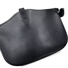将图像加载到图库查看器中,HERMES Messenger Attrage Black Evergrain Canvas