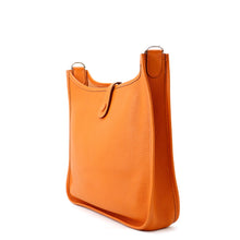 将图像加载到图库查看器中,HERMES Evelyne 1 Orange Taurillon Clemence Size PM
