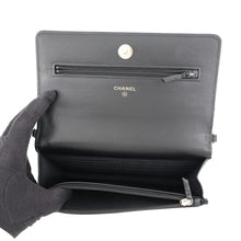 Load image into Gallery viewer, CHANEL Matelasse Pearl Chain Wallet BlackAP1841 Lambskin Pearl