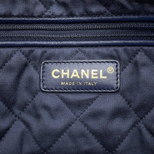 将图像加载到图库查看器中,CHANEL CHANEL22 ChainShoulder Bag NavyAS3260 Shiny Calf Leather Size Small