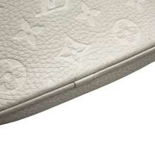 将图像加载到图库查看器中,LOUIS VUITTON Pochette Volga WhiteM53551 Monogram Empreinte Leather