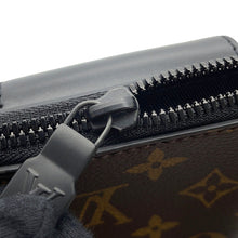 将图像加载到图库查看器中,LOUIS VUITTON Christopher・Bumbag NoirM45337 Monogram Macassar Canvas