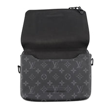 将图像加载到图库查看器中,LOUIS VUITTON Steamer Messenger NoirM45585 Monogram Eclipse