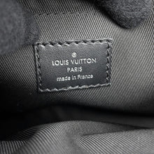 将图像加载到图库查看器中,LOUIS VUITTON Steamer Messenger NoirM45585 Monogram Eclipse