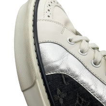 Load image into Gallery viewer, LOUIS VUITTON Sneakers Black/White/Silver Leather Canvas Size 5