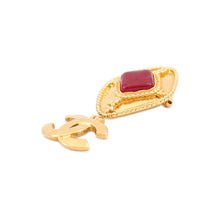 将图像加载到图库查看器中,CHANEL Gripoa CC LogoBrooch Gold/Red Metal color Stone